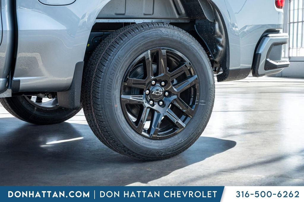 New 2026 Chevrolet Silverado 1500 Custom w/ LPO, Dark Essentials Package image 39