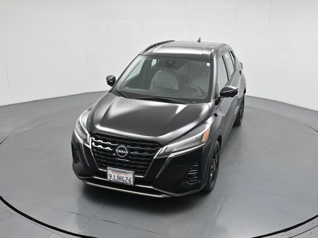 Used 2023 Nissan Kicks SR w/ SR Premium Package image 36