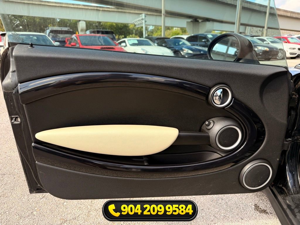 Used 2011 MINI Cooper Hardtop FWD image 16
