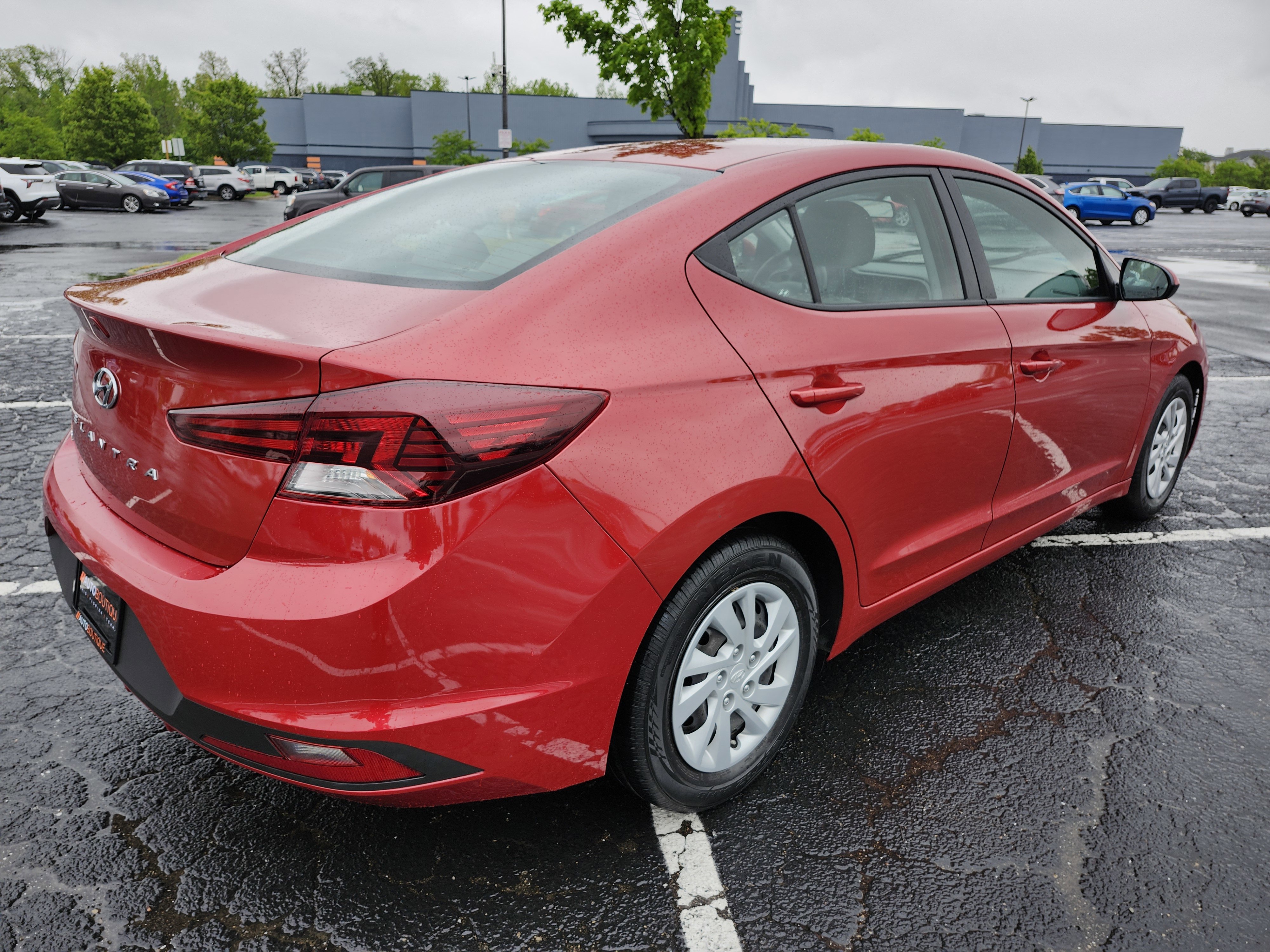 Used 2020 Hyundai Elantra SE FWD image 16