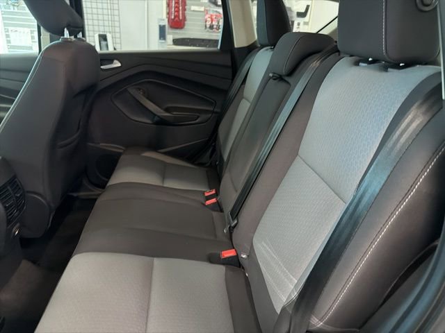 Used 2018 Ford Escape SE image 23