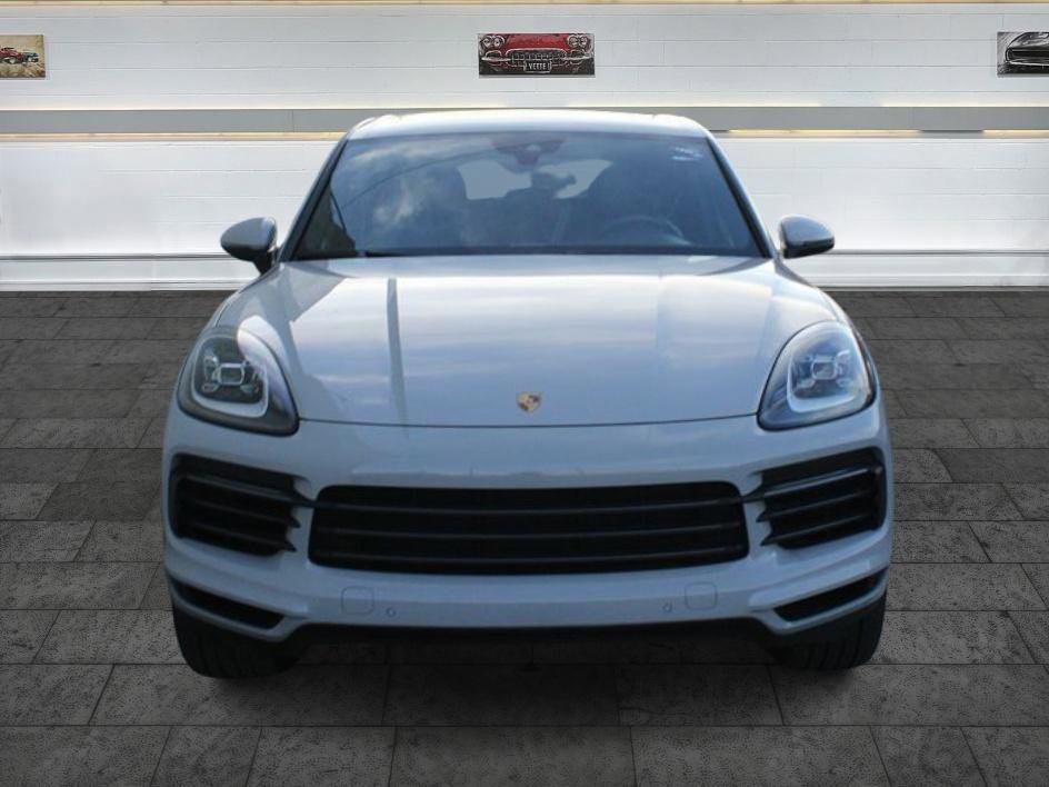 Used 2022 Porsche Cayenne Platinum Edition AWD/4WD image 2