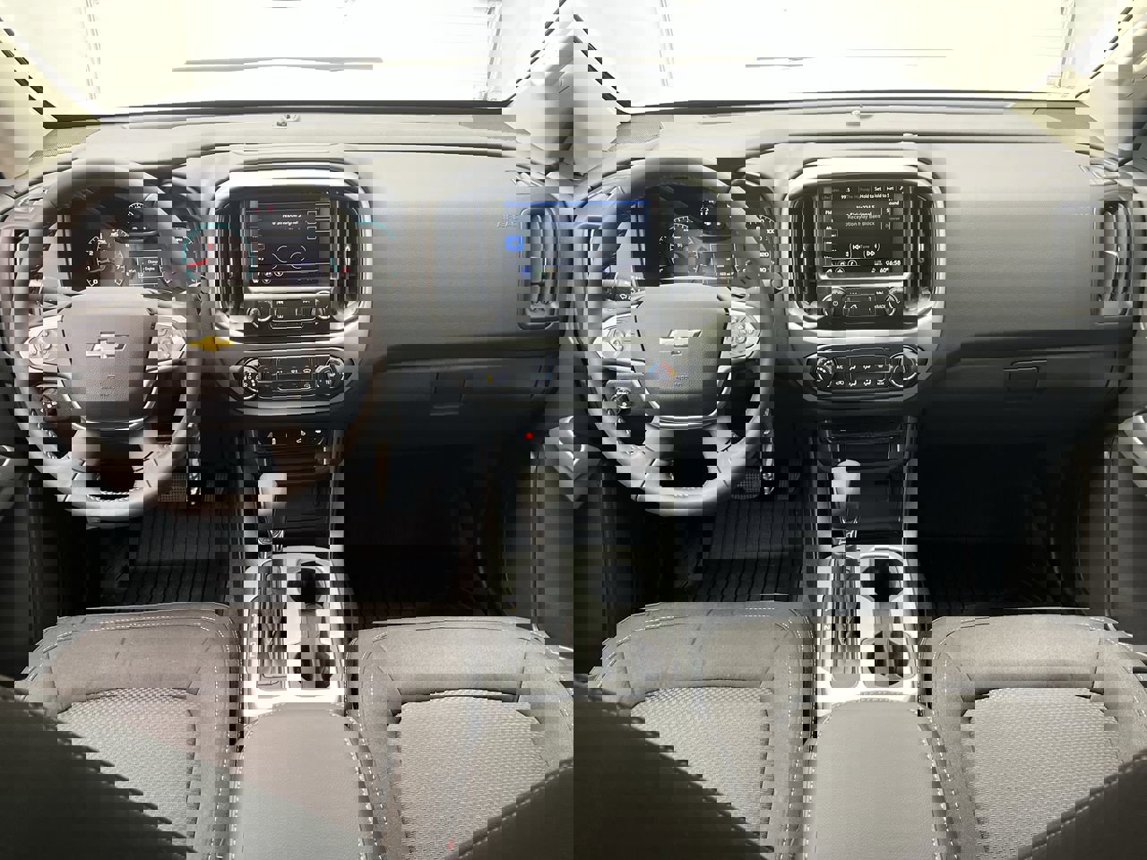 Certified 2022 Chevrolet Colorado LT w/ LT Convenience Package image 4