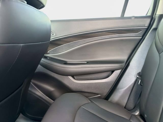 Used 2019 Buick Envision Essence image 14