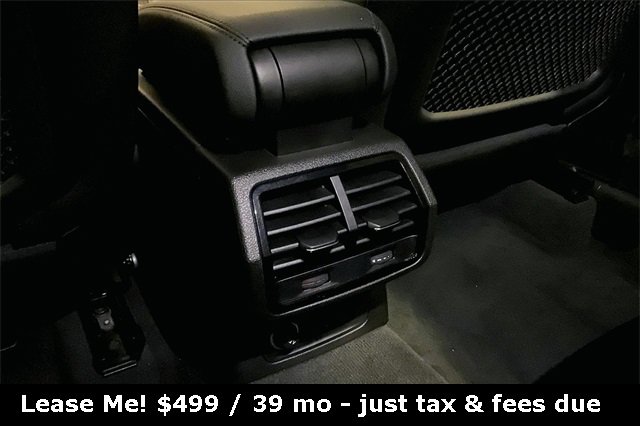 Used 2025 Audi Q3 2.0T Premium w/ Convenience Package image 24