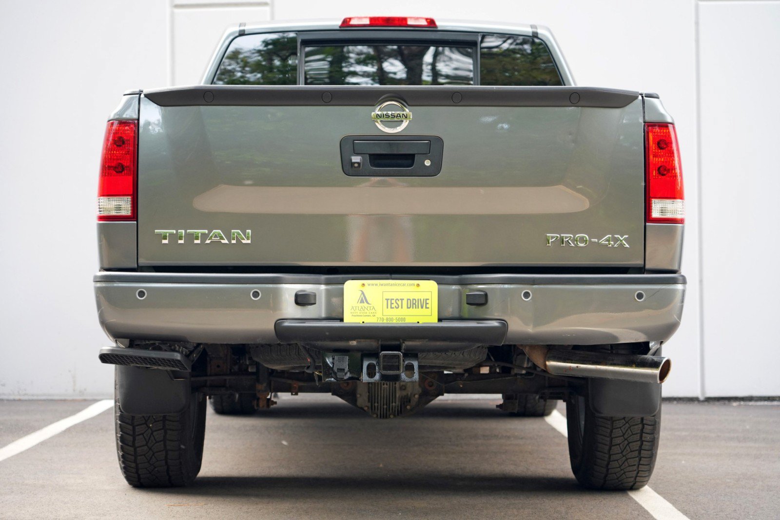 Used 2015 Nissan Titan PRO-4X AWD/4WD image 10