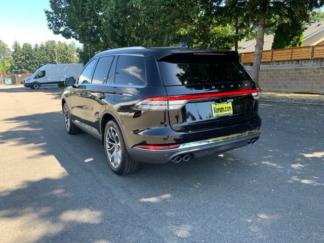 New 2026 Lincoln Aviator AWD image 3