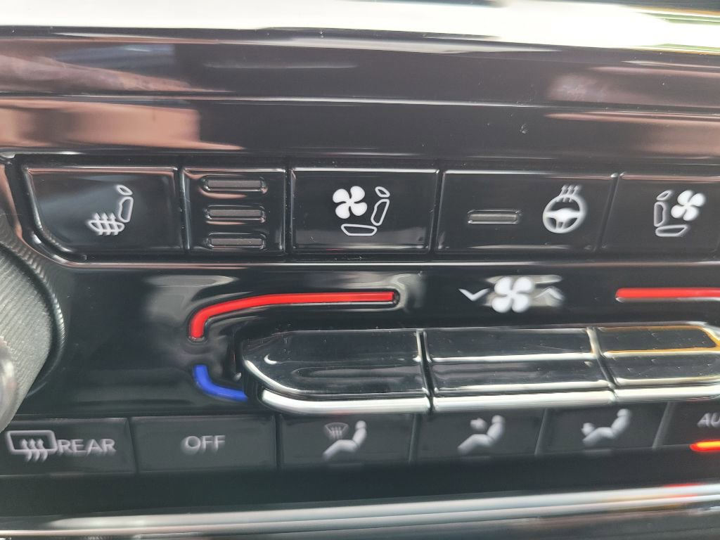 Used 2023 Jeep Grand Cherokee L Summit image 42