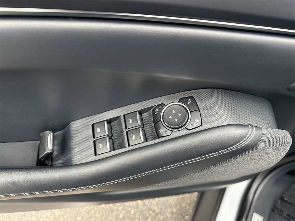 Used 2023 Ford Mustang Mach-E Premium image 15