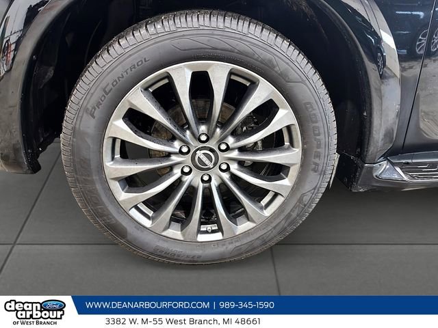 Used 2022 Nissan Armada Platinum w/ Captain's Chairs Package image 8