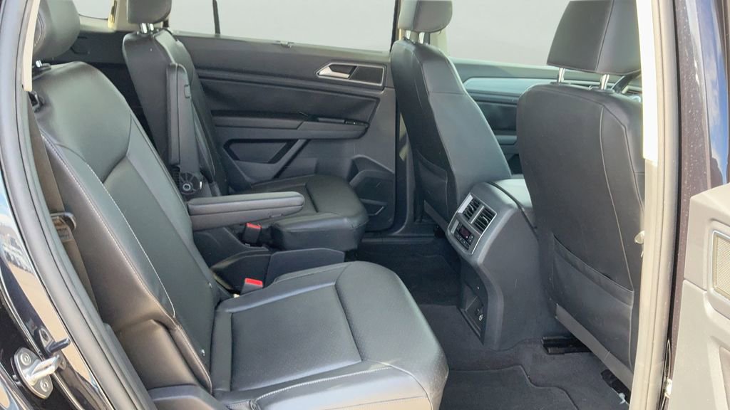 Used 2019 Volkswagen Atlas SE w/ Towing Package image 12