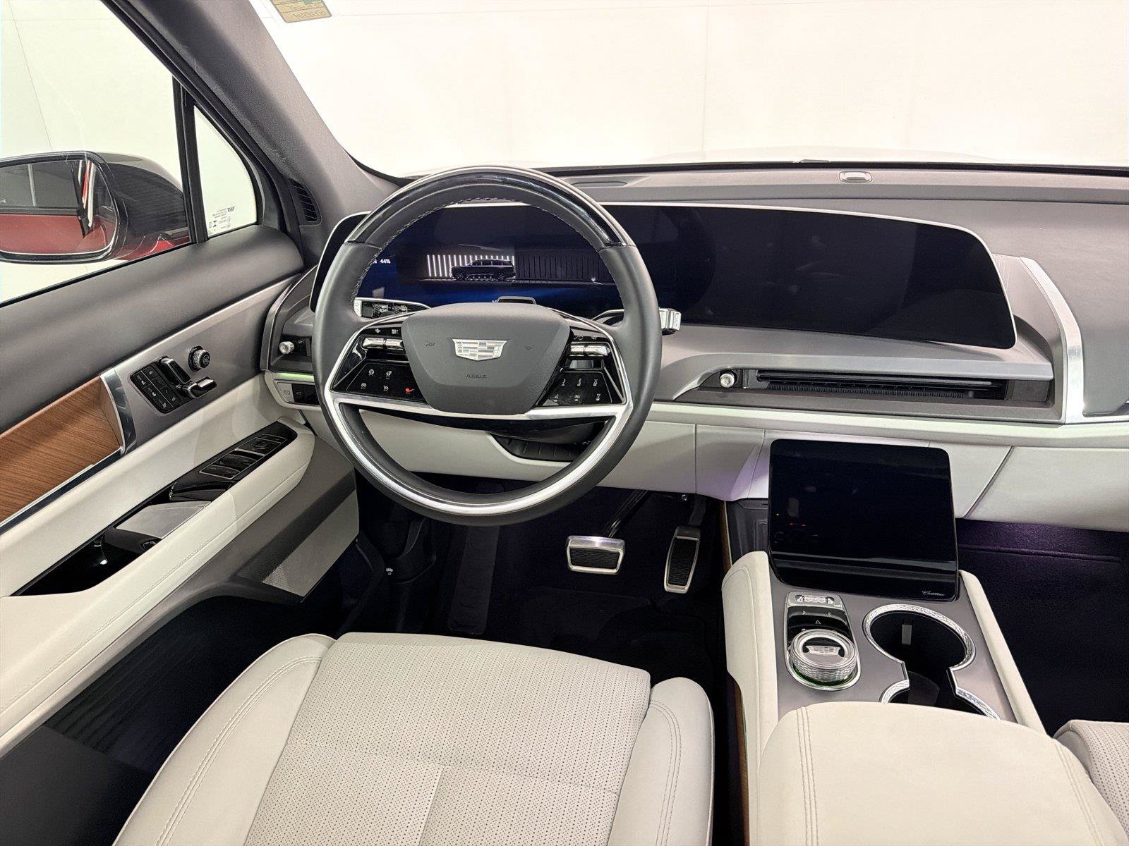 Used 2026 Cadillac Vistiq Sport AWD/4WD image 23