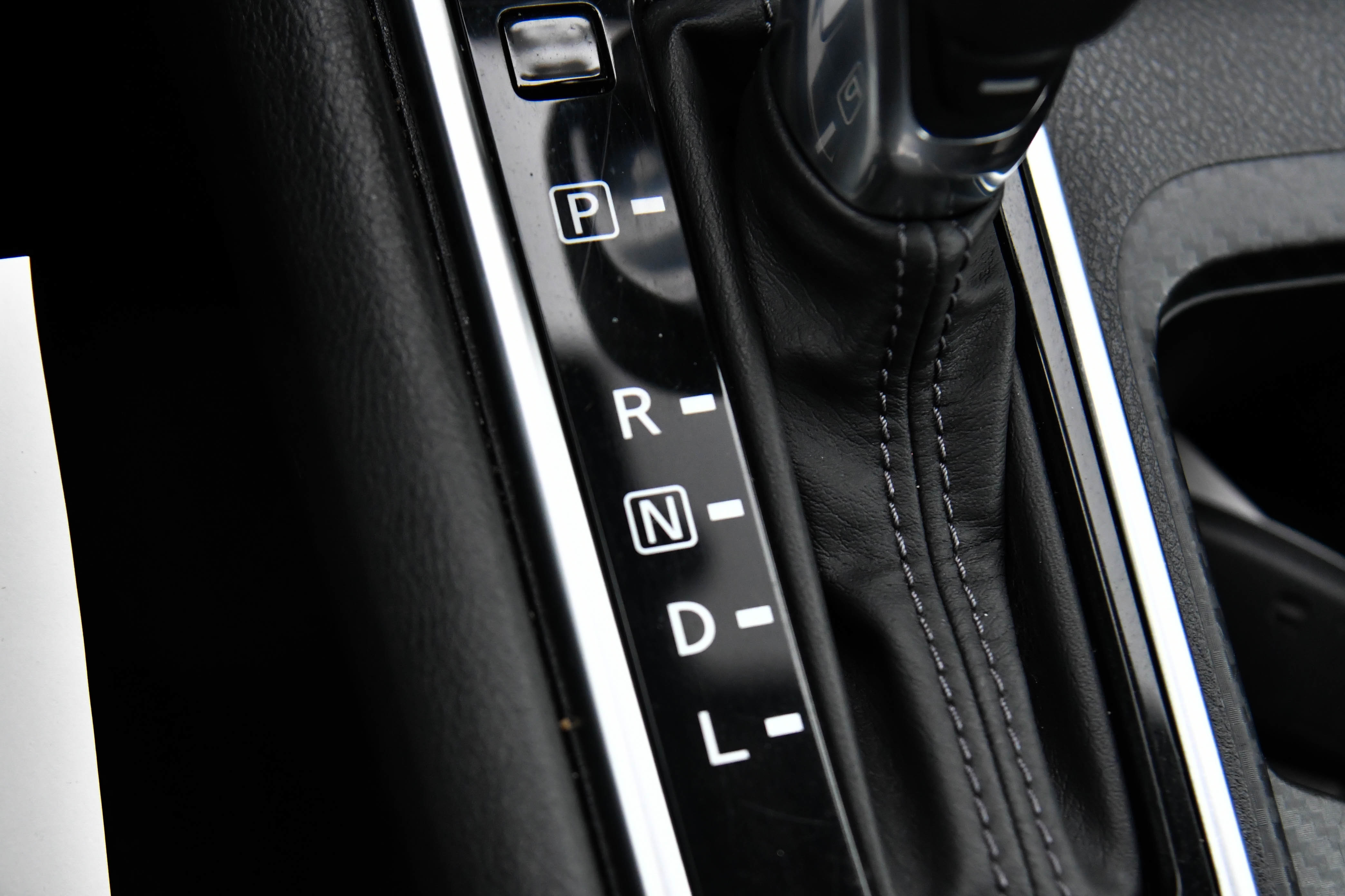 Used 2024 Nissan Sentra SV image 22