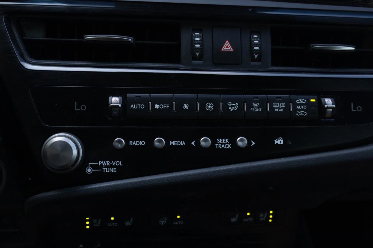 Used 2022 Lexus ES 350 w/ Premium Package FWD image 10