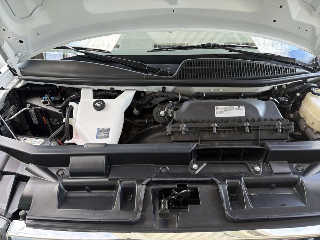 Certified 2025 GMC Savana 2500 w/ Driver Convenience Package RWD image 26
