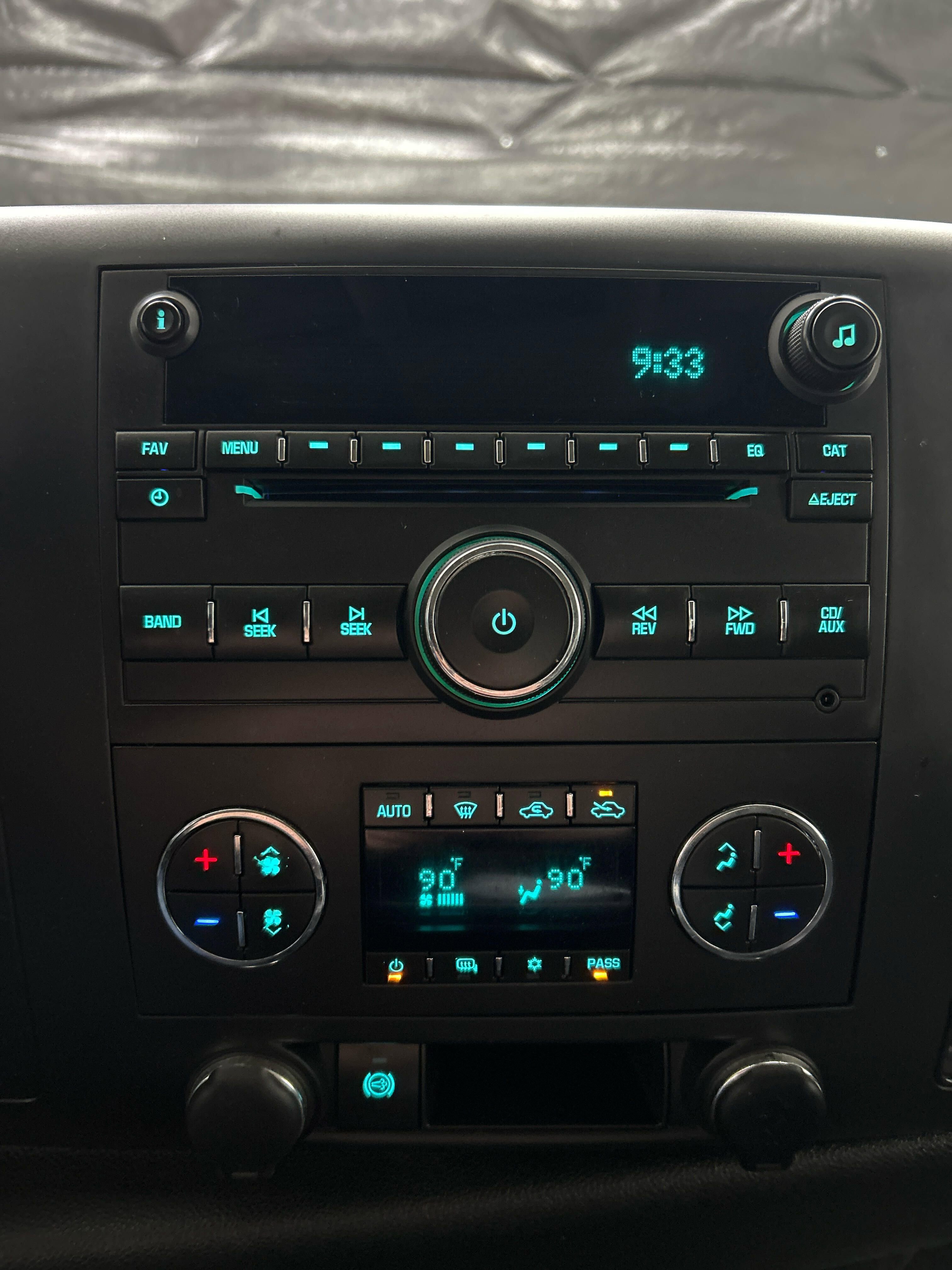 Used 2012 Chevrolet Silverado 3500 LT w/ Interior Plus Package image 15