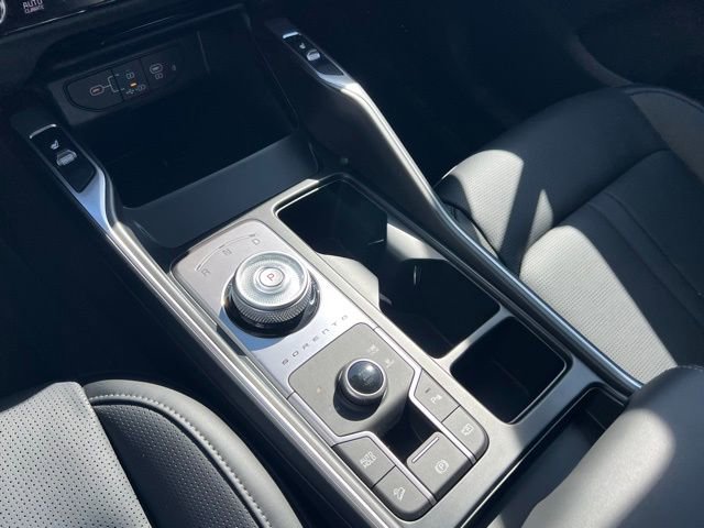 Used 2025 Kia Sorento EX w/ EX Panoramic Sunroof Package image 21