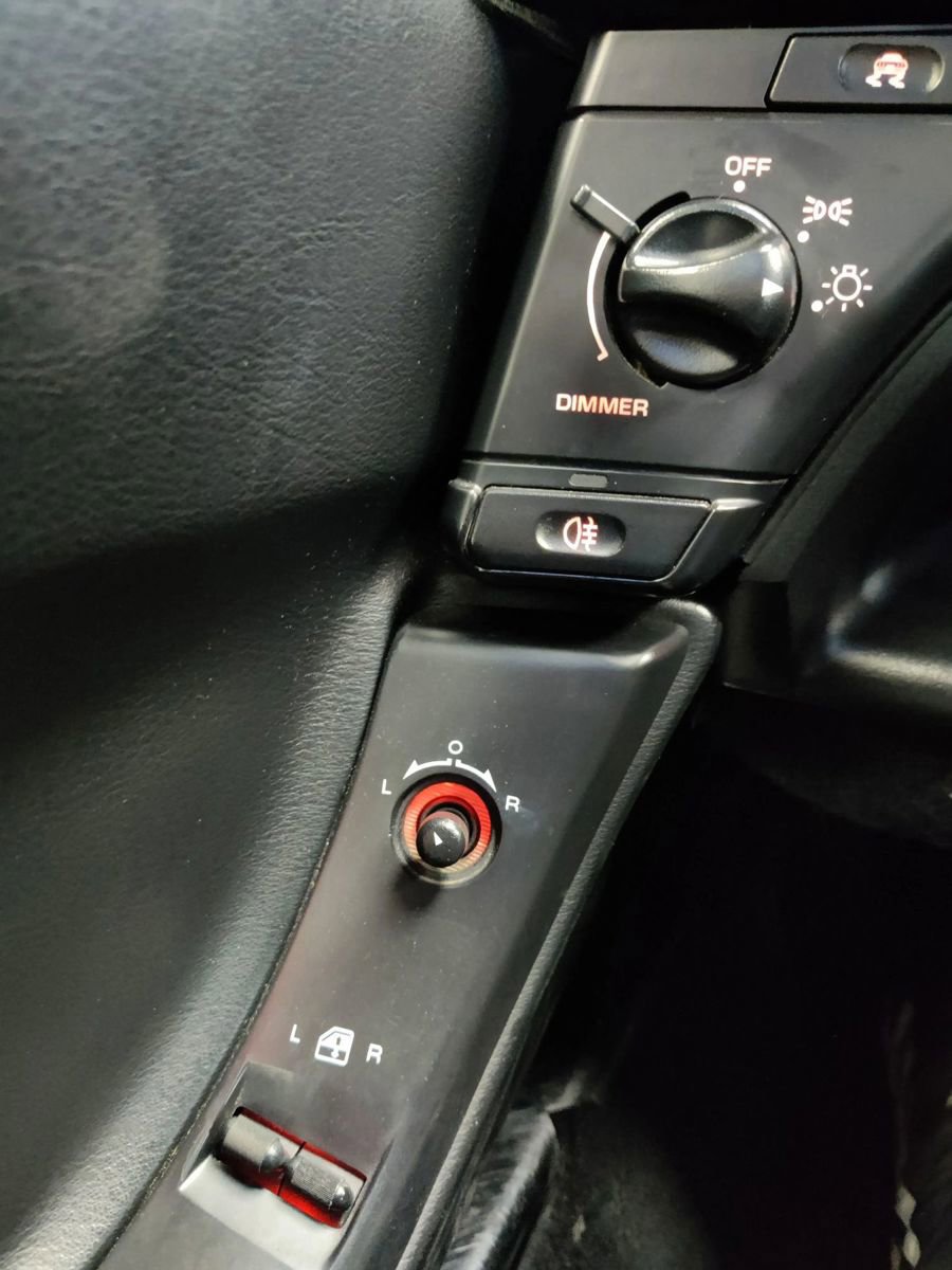 Used 1994 Chevrolet Corvette Coupe 2D image 24