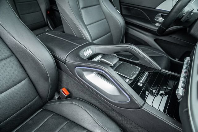 Used 2023 Mercedes-Benz GLS 450 4MATIC w/ AMG Line Exterior image 38