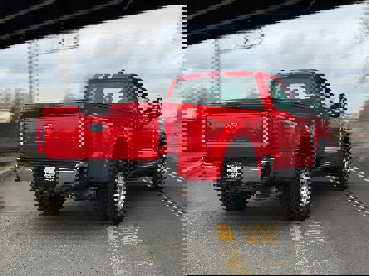 Used 2023 Ford F350 XL w/ XL Chrome Package RWD image 3