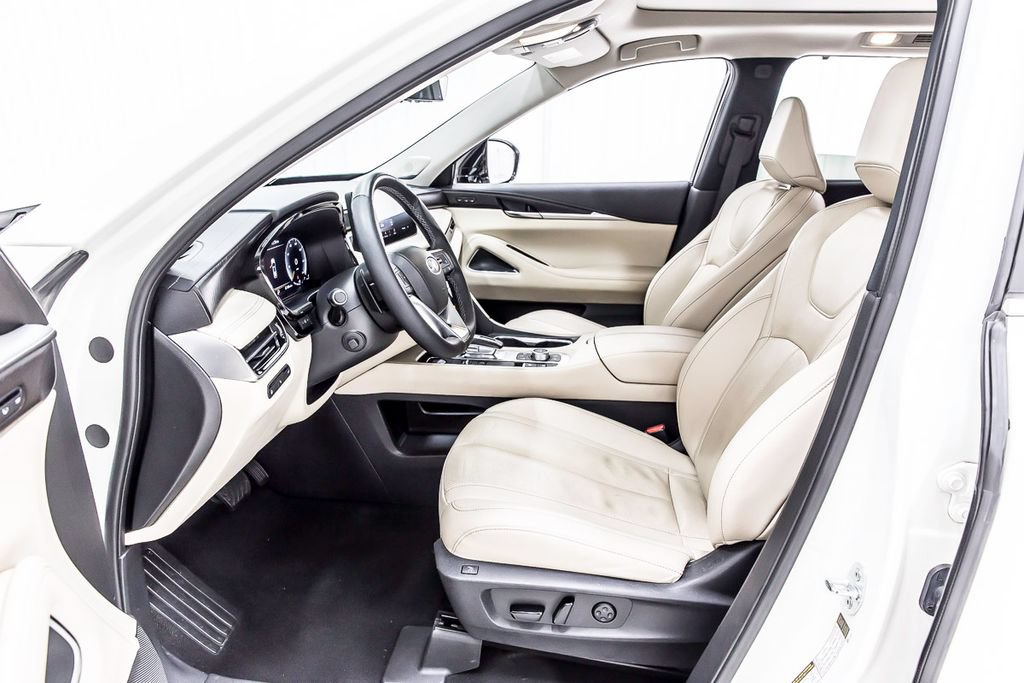 Used 2023 INFINITI QX60 Sensory w/ Vision Package AWD/4WD image 28