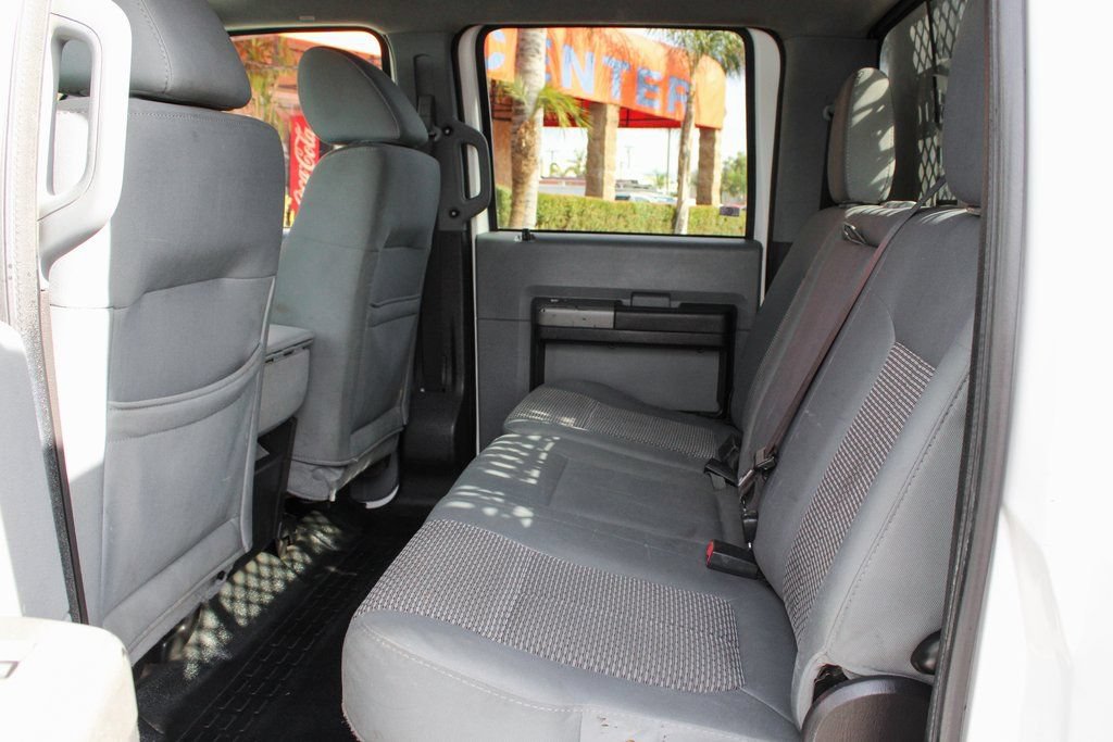 Used 2011 Ford F550 2WD Crew Cab Super Duty w/ Payload Upgrade Pkg image 30