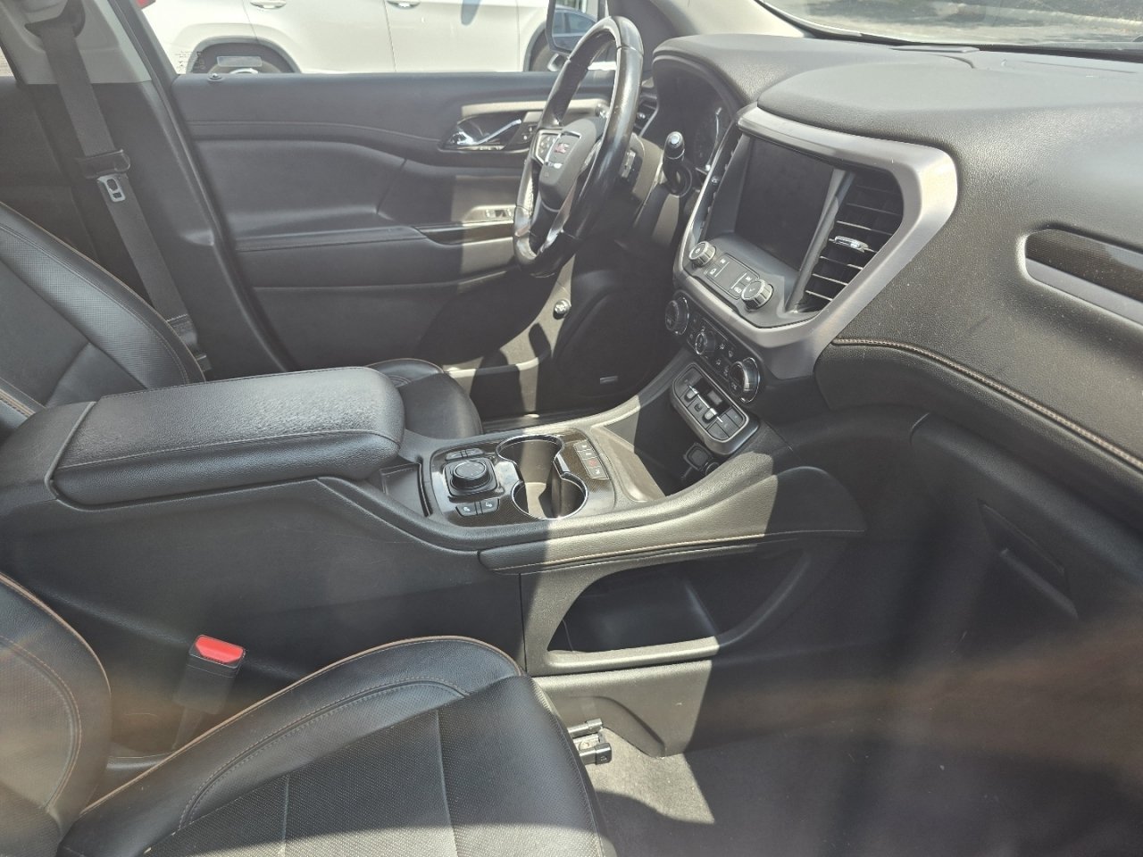 Used 2020 GMC Acadia SLT AWD/4WD image 13