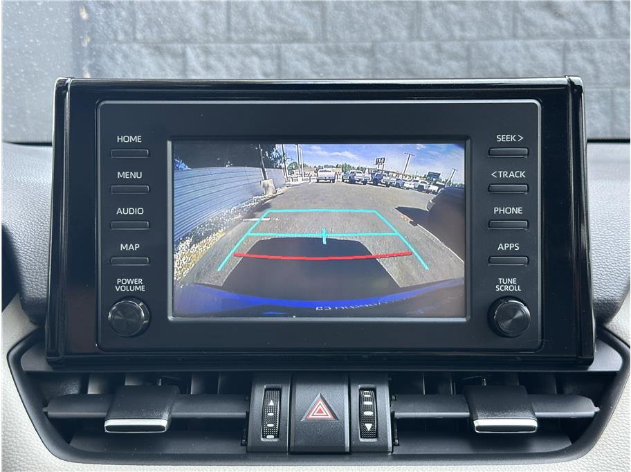Used 2019 Toyota RAV4 XLE Premium AWD/4WD image 25