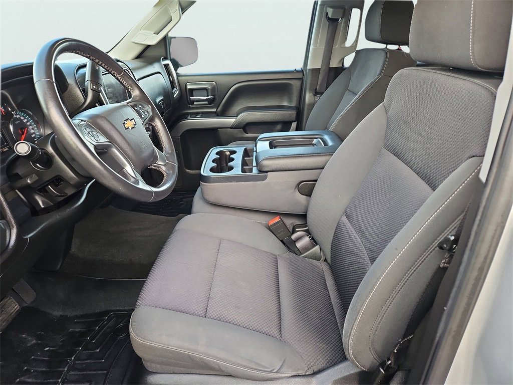 Used 2018 Chevrolet Silverado 1500 LT w/ All Star Edition image 28