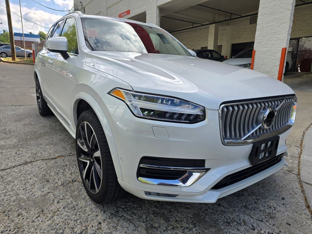 Certified 2024 Volvo XC90 B5 Plus w/ Protection Package Premier AWD/4WD image 19