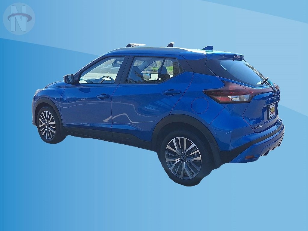 Used 2024 Nissan Kicks SV w/ Interior Electronics Package FWD image 6