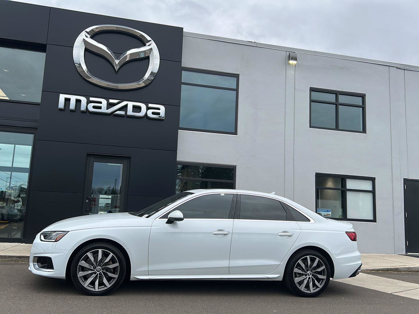 Used 2020 Audi A4 2.0T Premium Plus w/ Premium Plus Package image 1