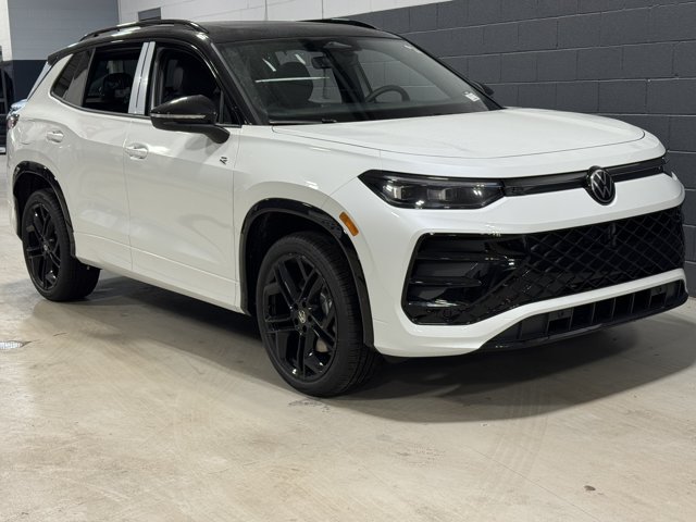 New 2026 Volkswagen Tiguan SE R-Line AWD/4WD video 1
