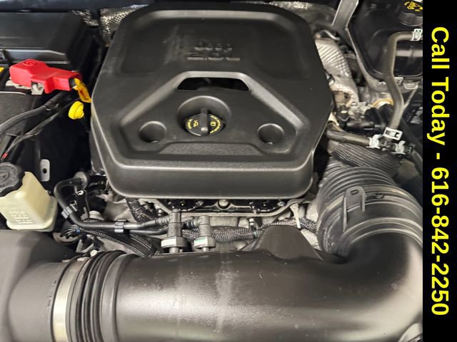 Used 2024 Jeep Wrangler High Altitude image 22