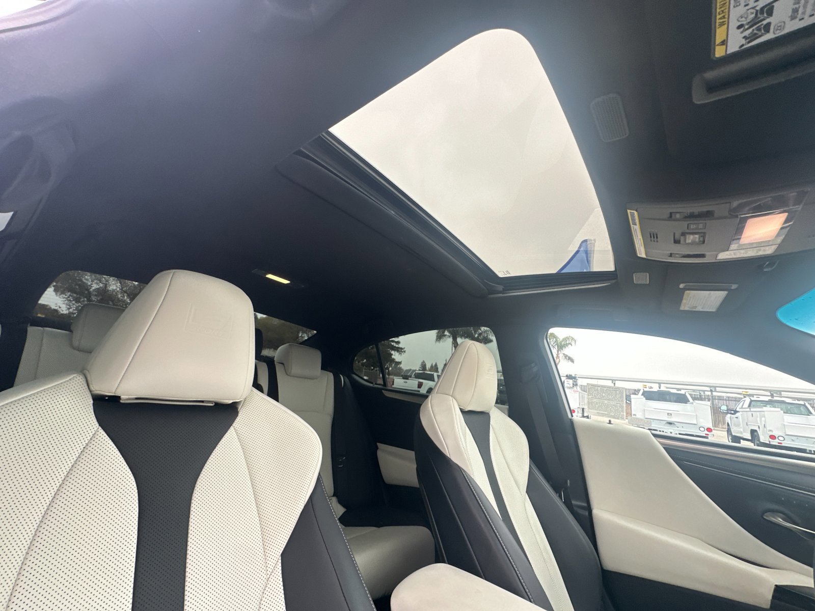 Used 2023 Lexus ES 350 F Sport image 16