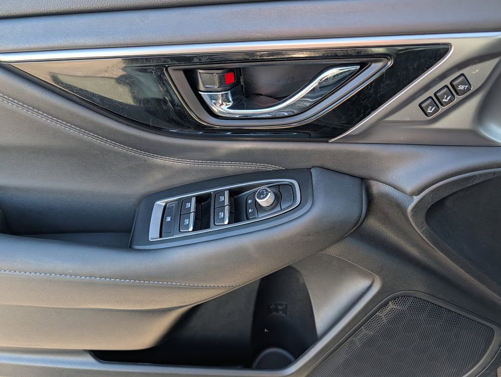 Used 2022 Subaru Outback Limited image 19