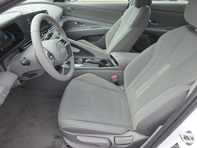 New 2025 Hyundai Elantra Sport image 27