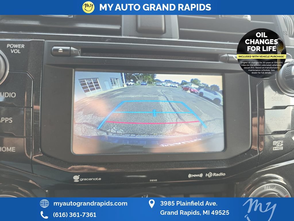 Used 2017 Toyota 4Runner TRD Off-Road Premium AWD/4WD image 21