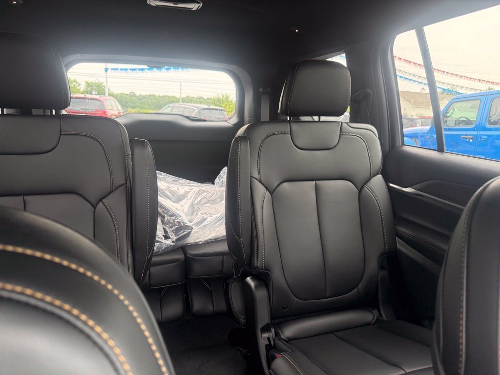 New 2026 Jeep Grand Cherokee L Limited AWD/4WD image 64
