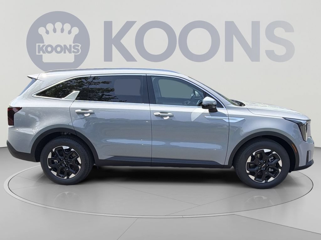 New 2026 Kia Sorento S FWD image 8