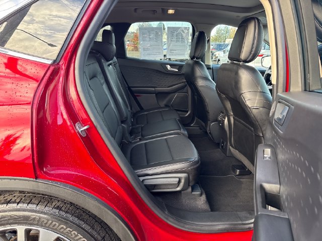Used 2020 Ford Escape Titanium w/ Titanium Premium Package 2.0 AWD/4WD image 10