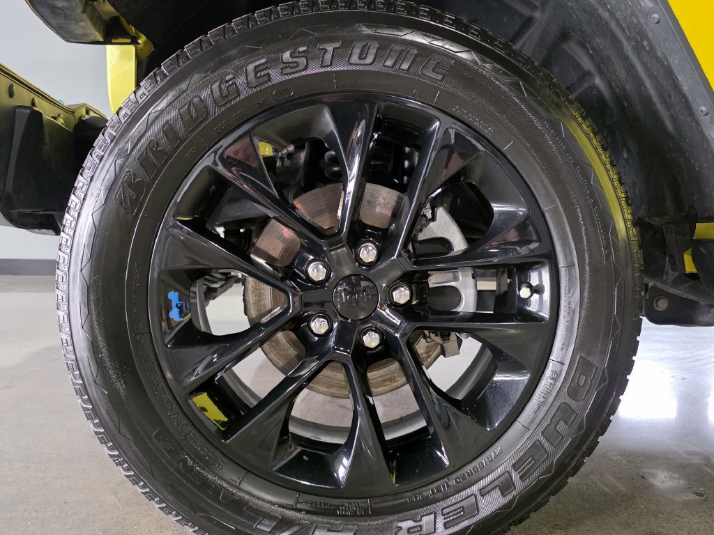 Used 2023 Jeep Wrangler Unlimited Sahara AWD/4WD image 27