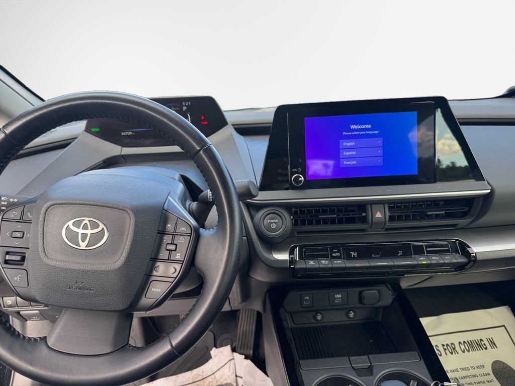 Used 2023 Toyota Prius LE FWD image 22