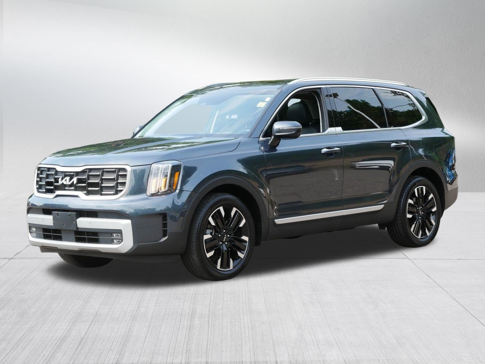 Certified 2024 Kia Telluride SX Prestige AWD/4WD image 3