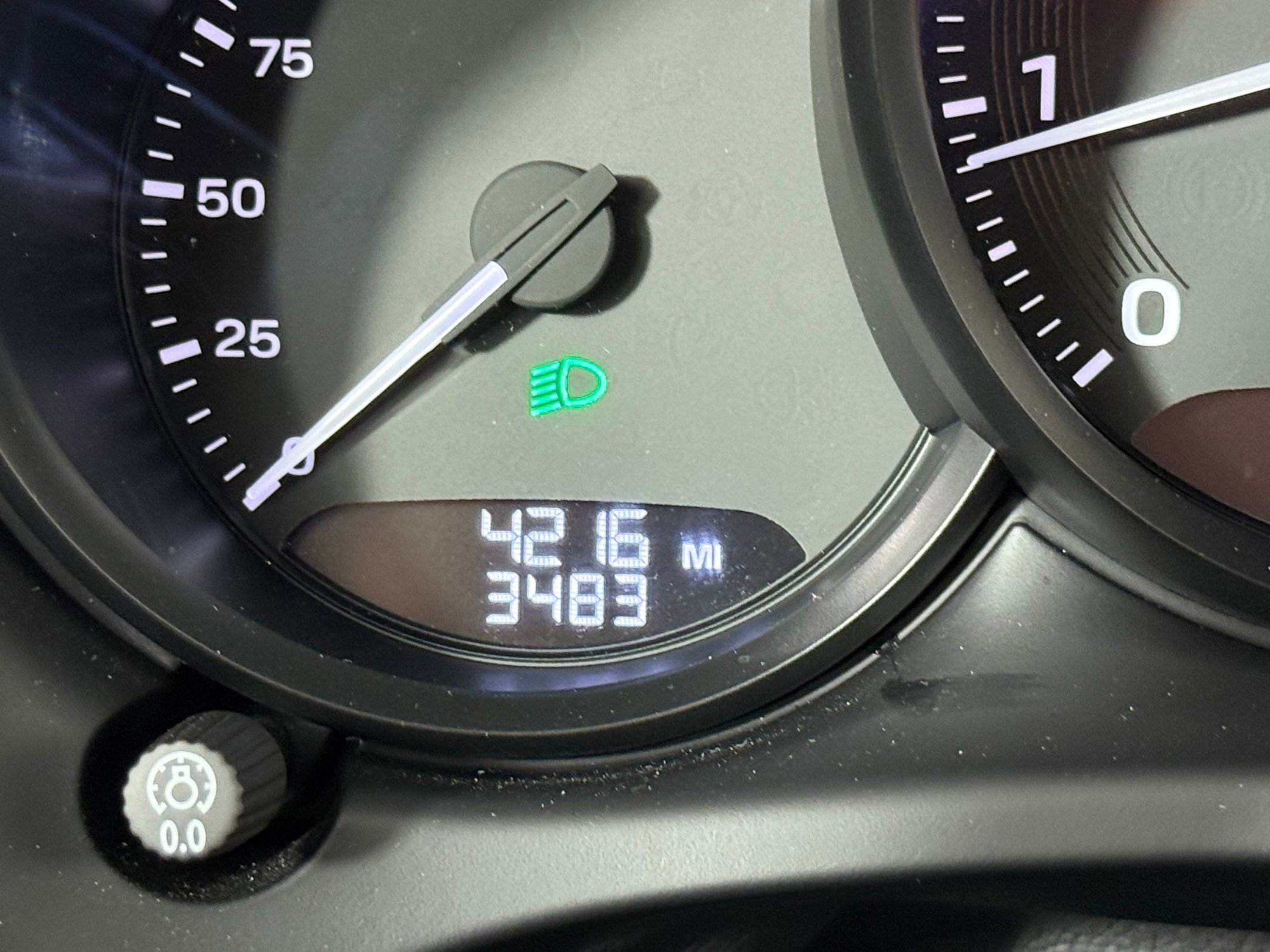 Used 2025 Porsche Macan image 24