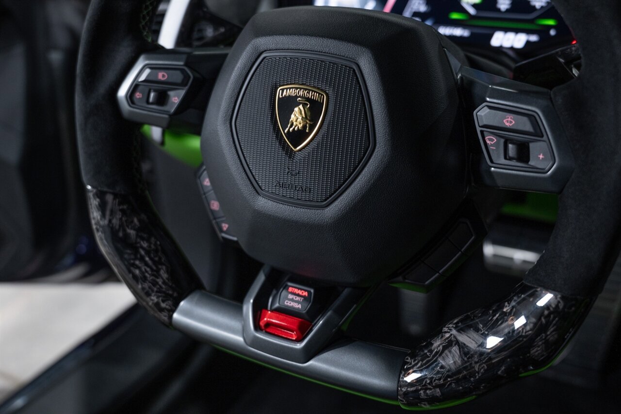 Used 2018 Lamborghini Huracan LP 580-2 RWD image 44