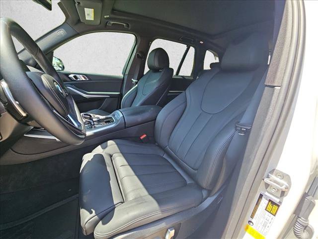 Used 2022 BMW X5 sDrive40i w/ Premium Package RWD image 13
