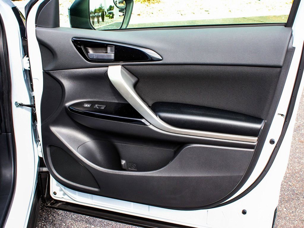 New 2026 Mitsubishi Eclipse Cross LE image 14