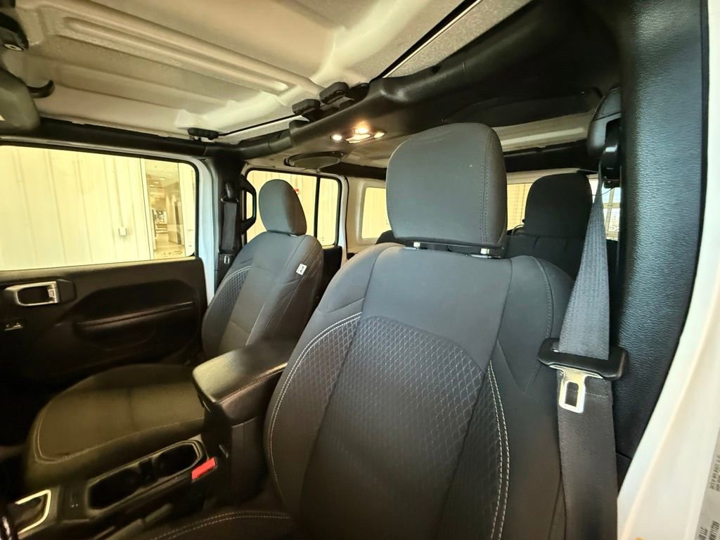 Used 2021 Jeep Wrangler Unlimited Sport image 26