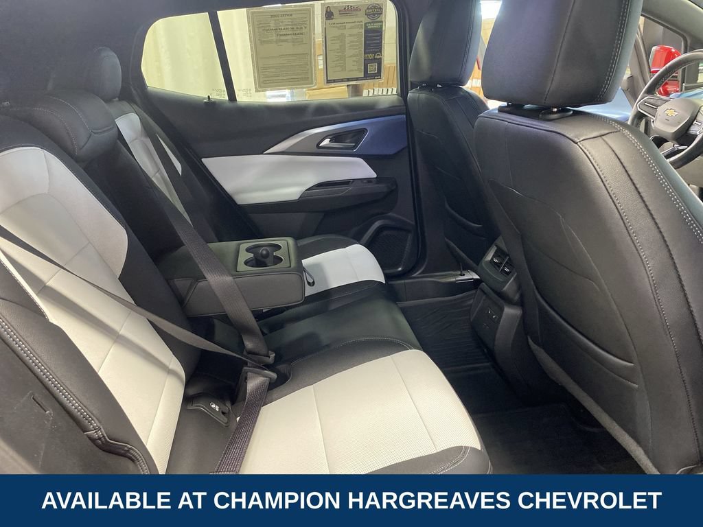 Used 2025 Chevrolet Equinox EV LT w/ Convenience Package II FWD image 35